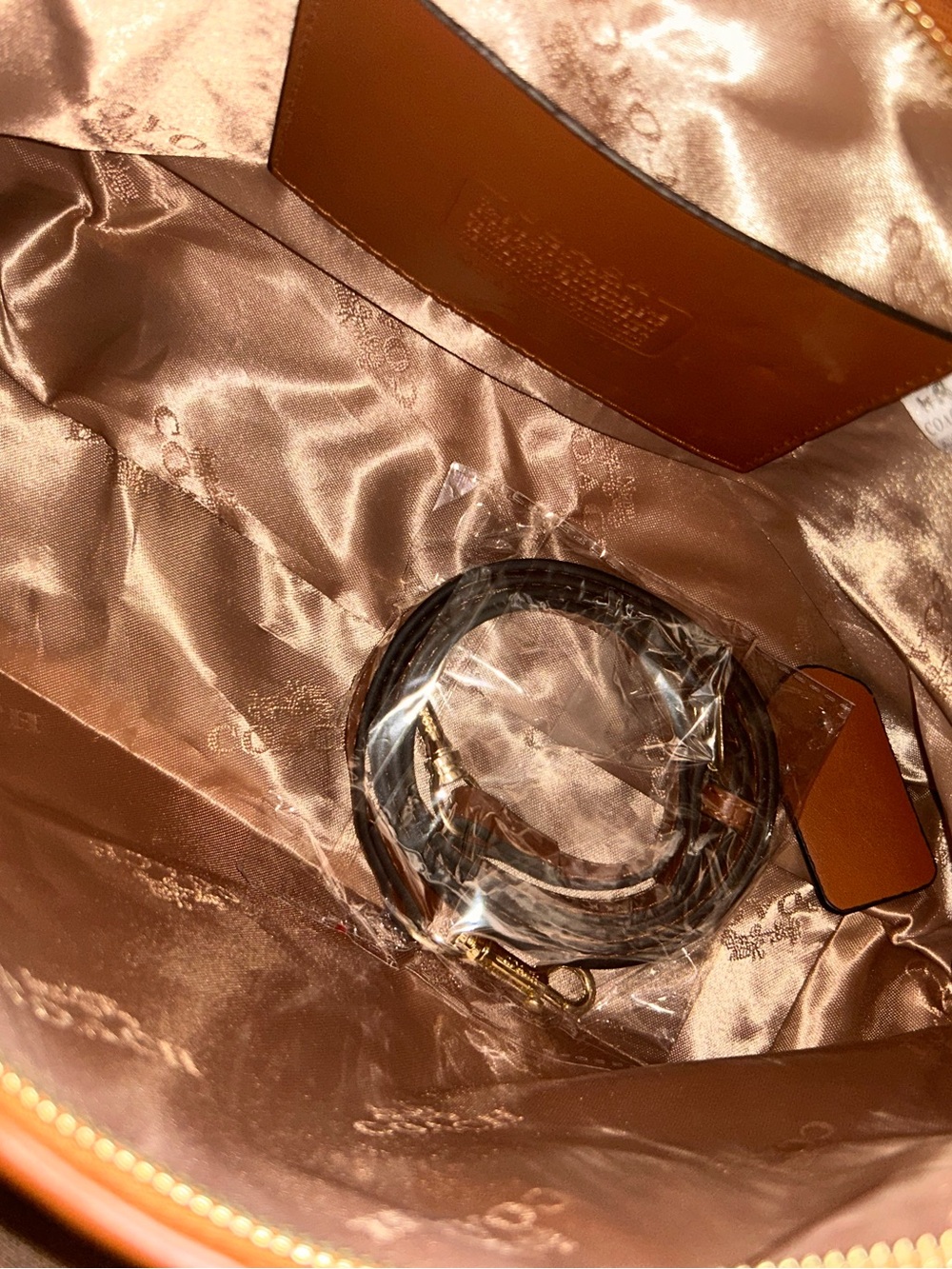 Coach Tan/Brown Signature Shoulder Bag - Picture 3 of 4